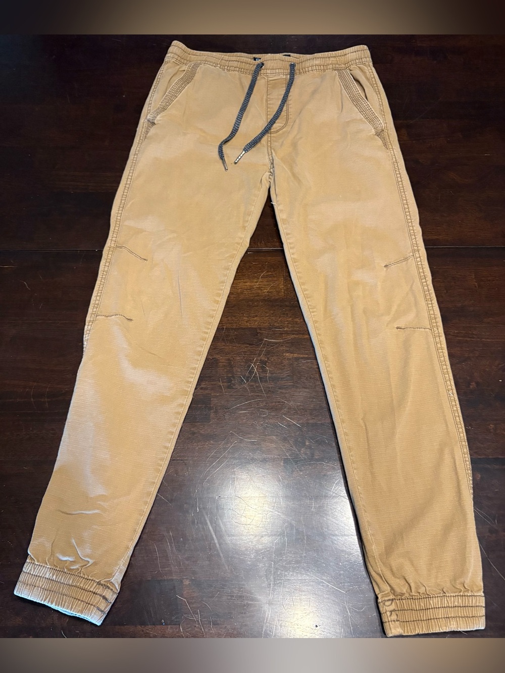 Men's Casual Drawstring Jogger Pants in Khaki
